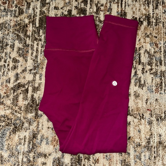 Lululemon Violet Wunder Trains - Picture 1 of 3